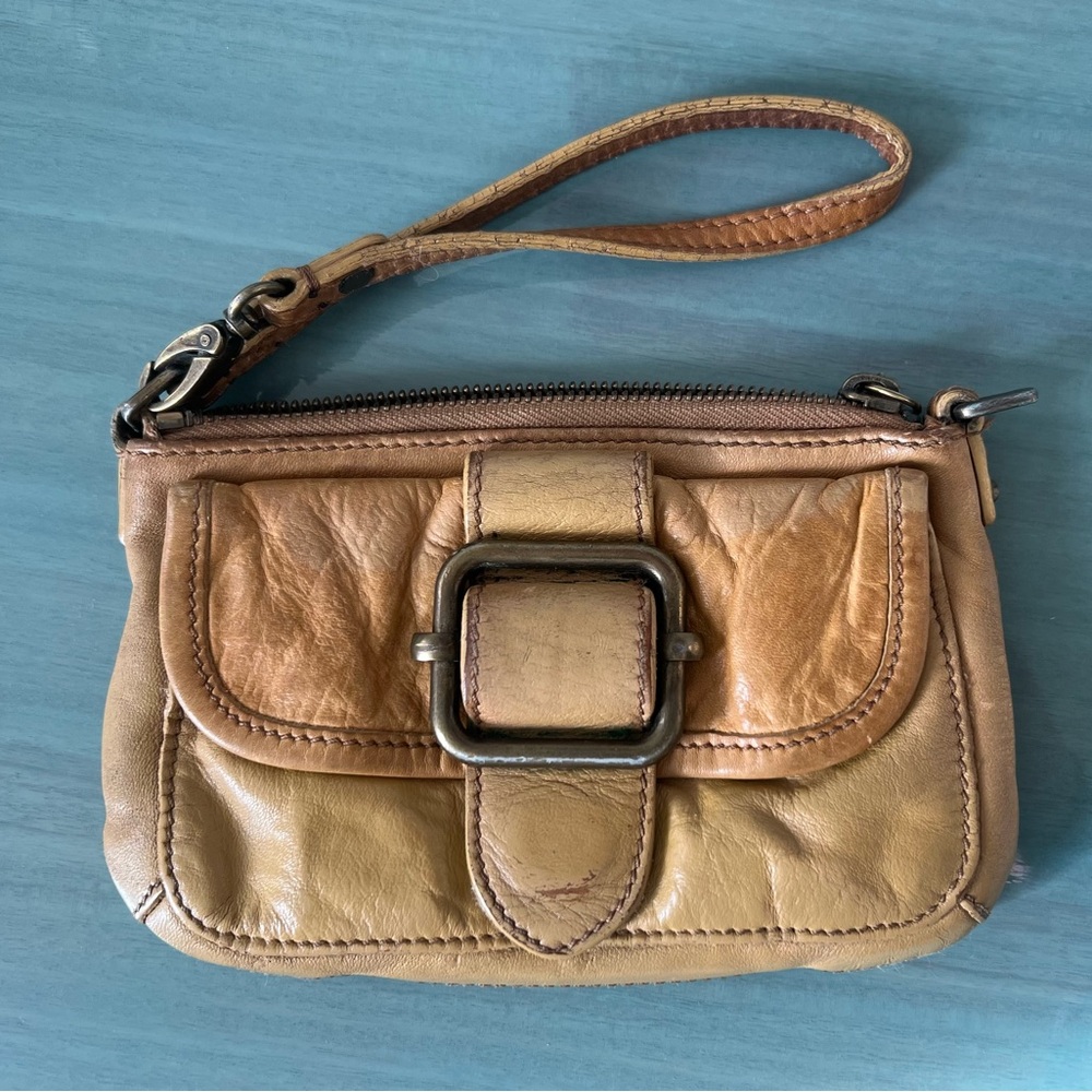 Vintage Banana Republic Tan Leather Wristlet Bag